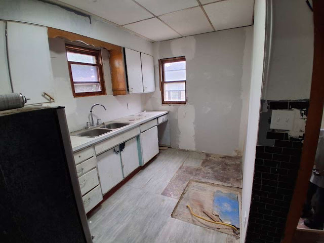 3975 E William St: photo 12