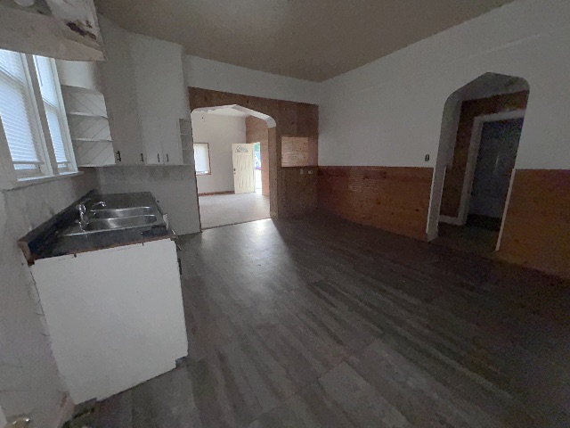 1283 S Illinois St: photo 6