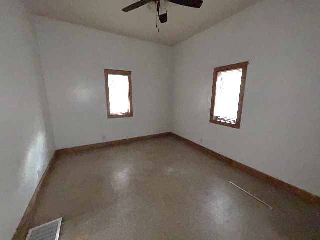 1283 S Illinois St: photo 10