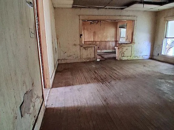 407 W Saint Louis St: photo 4