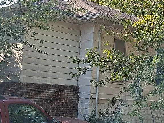 407 W Saint Louis St: photo 2