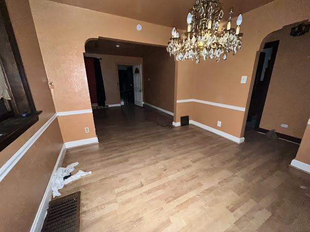 6153 Laura Ave: photo 11