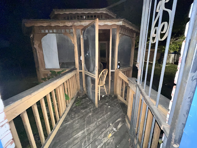 6153 Laura Ave: photo 29