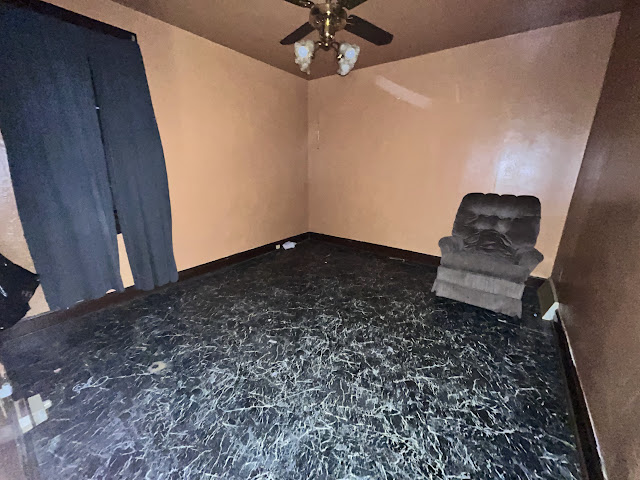 6153 Laura Ave: photo 18
