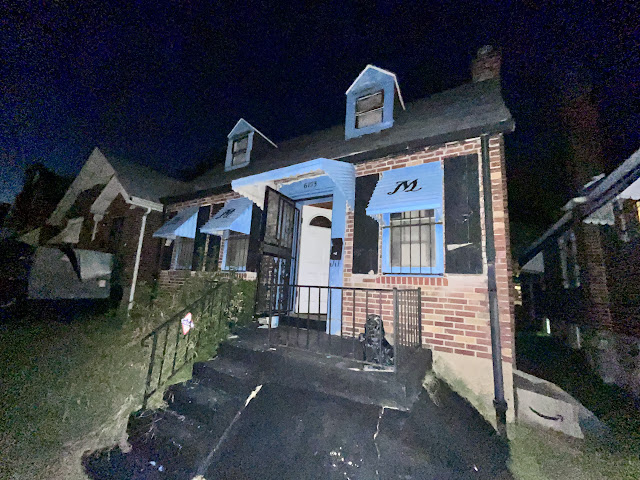 6153 Laura Ave: photo 2