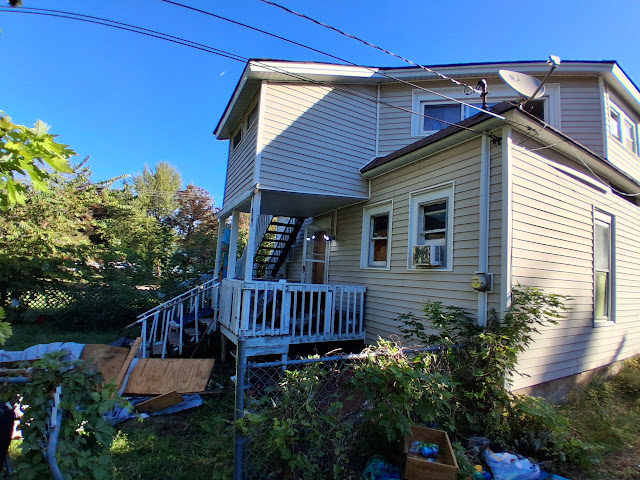 1931 N Edwards St: photo 3