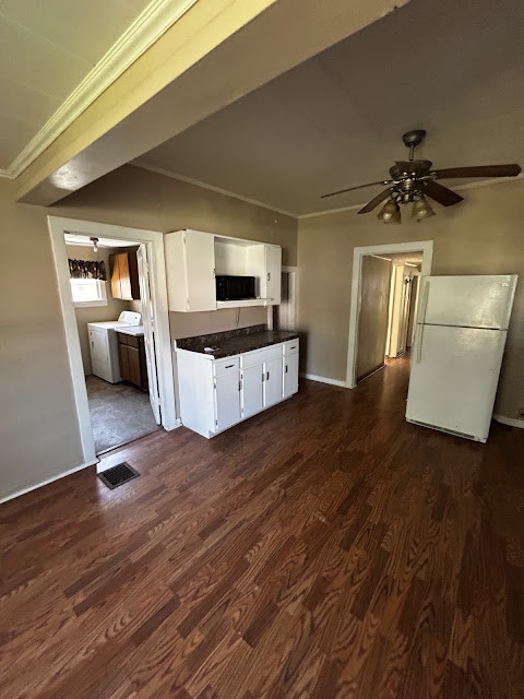 900 S 16th St: photo 13