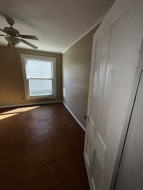 900 S 16th St: photo 64