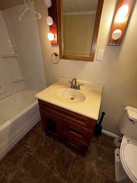 900 S 16th St: photo 70