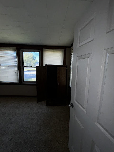 900 S 16th St: photo 46