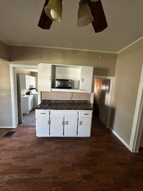 900 S 16th St: photo 15
