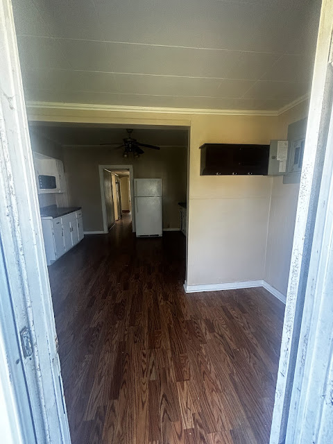 900 S 16th St: photo 39
