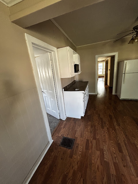 900 S 16th St: photo 41