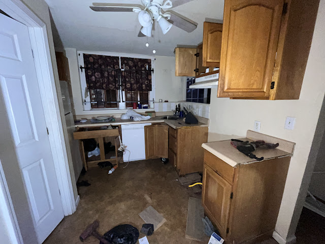 351 N 26th St: photo 9