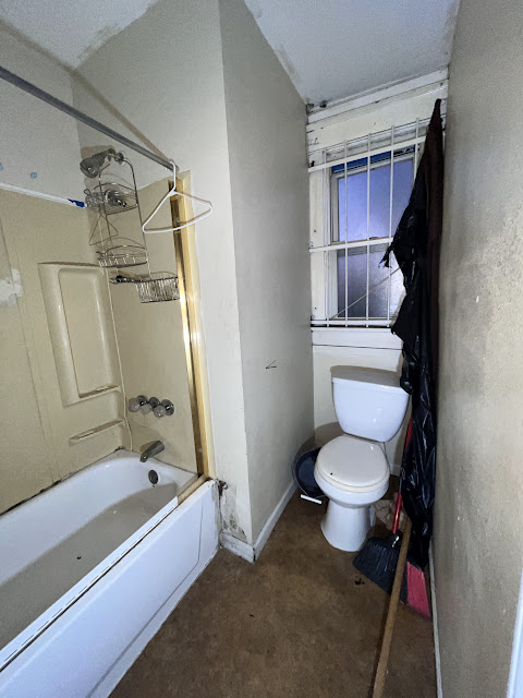 351 N 26th St: photo 16