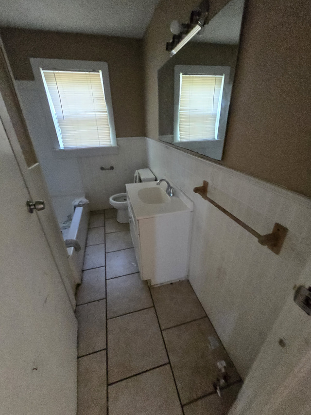 201 N Gray St: photo 13