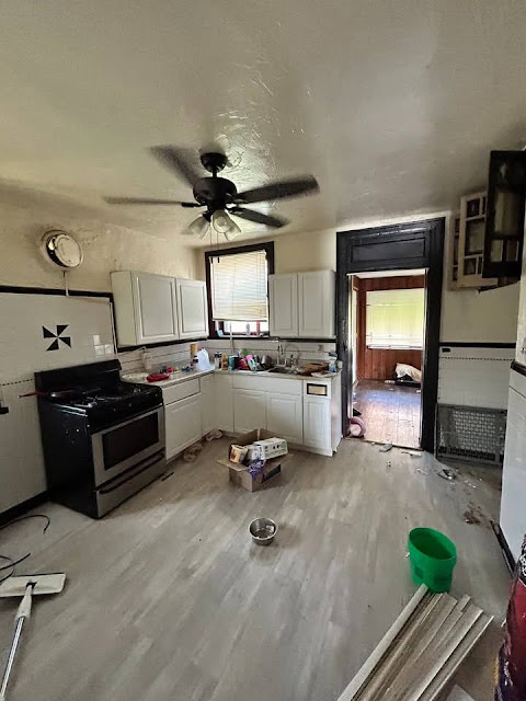 8401 N Broadway: photo 5