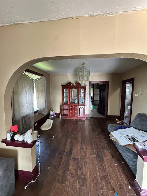 8401 N Broadway: photo 4