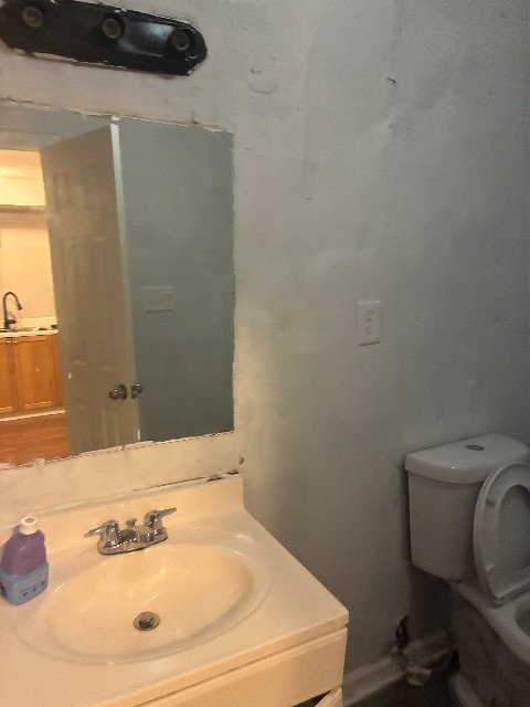 1311 25th St: photo 12