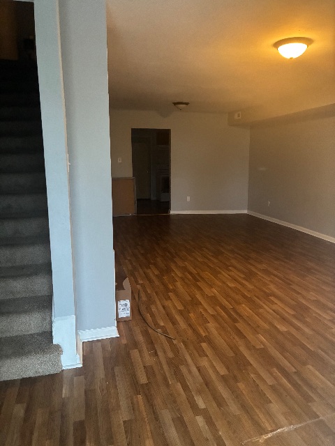 1311 25th St: photo 4
