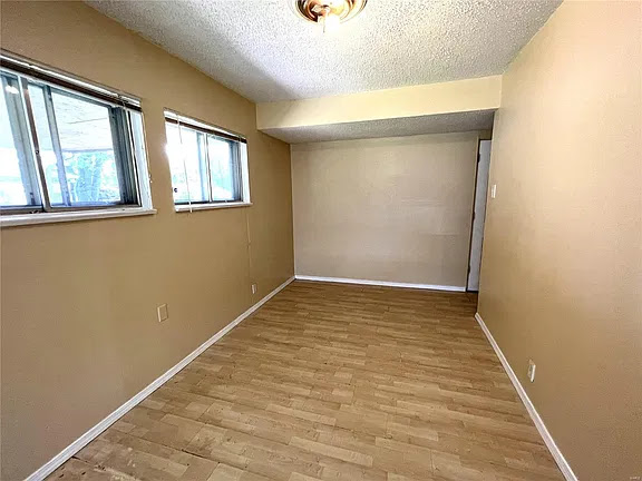 222 Grampian Rd: photo 4