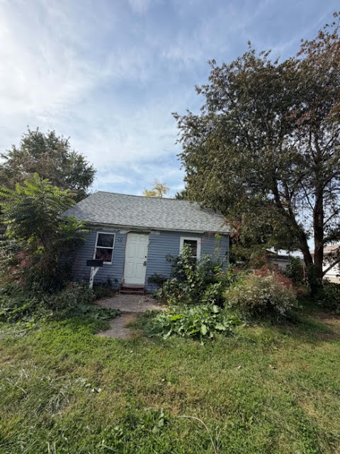714 S Adams St: photo 2