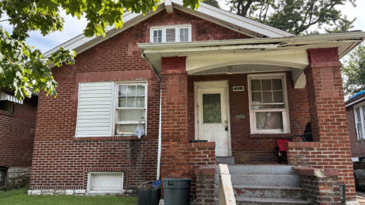 4824 Margaretta Ave: main photo