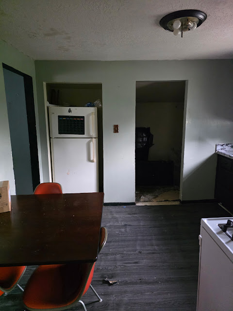 132 N 23rd Pl: photo 9