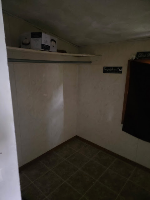 132 N 23rd Pl: photo 23