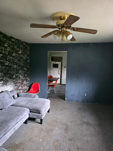 132 N 23rd Pl: photo 5