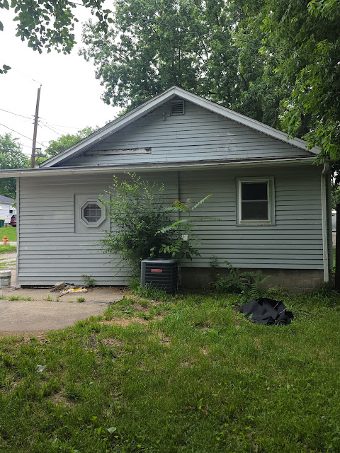 132 N 23rd Pl: photo 2