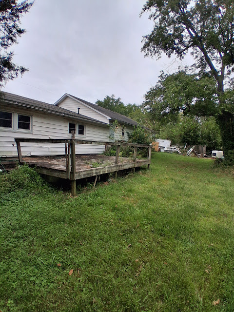 214 Pyle St: photo 3