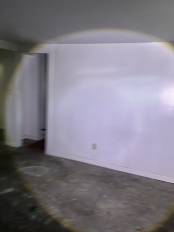 6211 Reichman Ave: photo 42