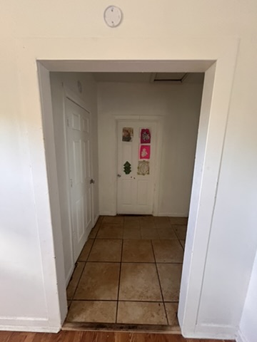 6211 Reichman Ave: photo 26