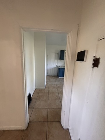 6211 Reichman Ave: photo 35