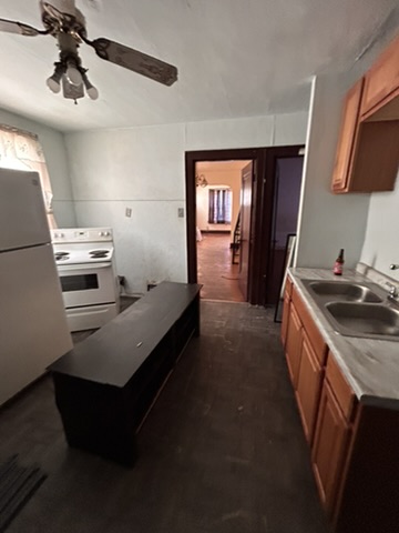 4121 Clara Pl: photo 8