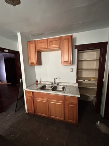 4121 Clara Pl: photo 9