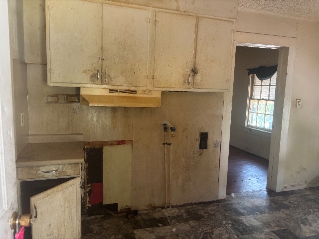 1240 Myrtle Ave: photo 10