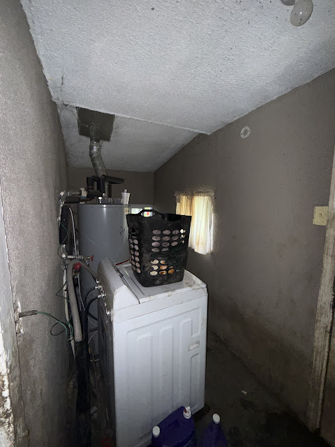 1206 Markham St: photo 18