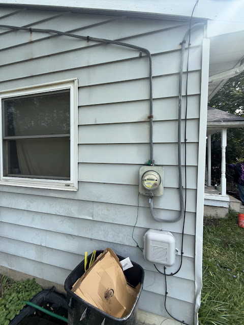 1206 Markham St: photo 8