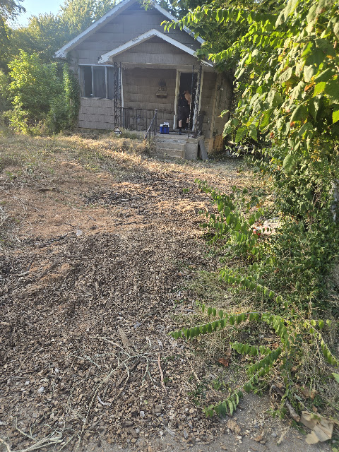 4521 Oakwood Ave: photo 32