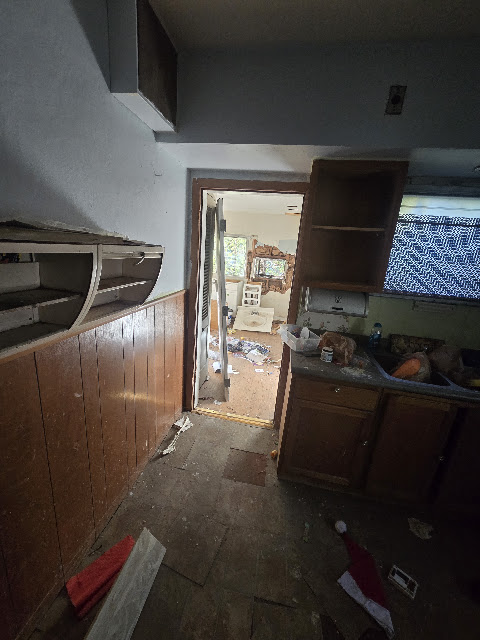 4521 Oakwood Ave: photo 12