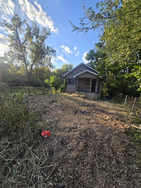 4521 Oakwood Ave: main photo