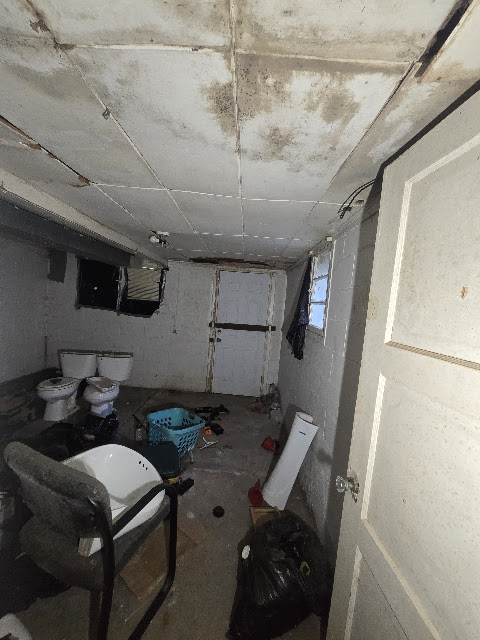 4521 Oakwood Ave: photo 24