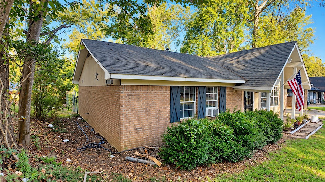 1765 Casteel Dr: photo 3