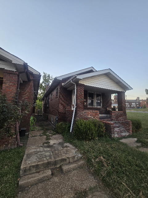 4323 Obear Ave: photo 5