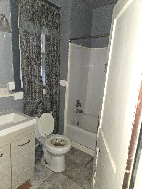 4323 Obear Ave: photo 11