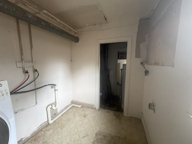 2049 N Gale Ave: photo 10