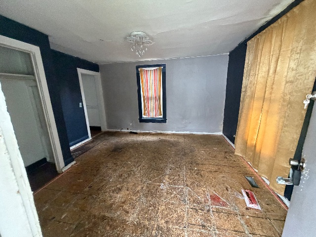 710 Hamilton Ave: photo 3