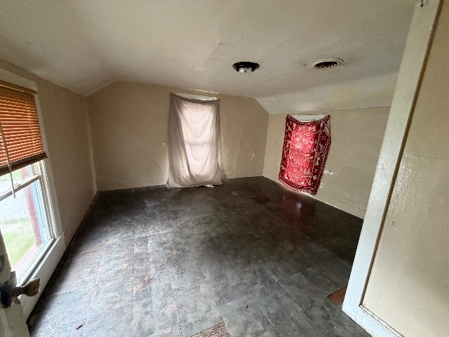 710 Hamilton Ave: photo 10